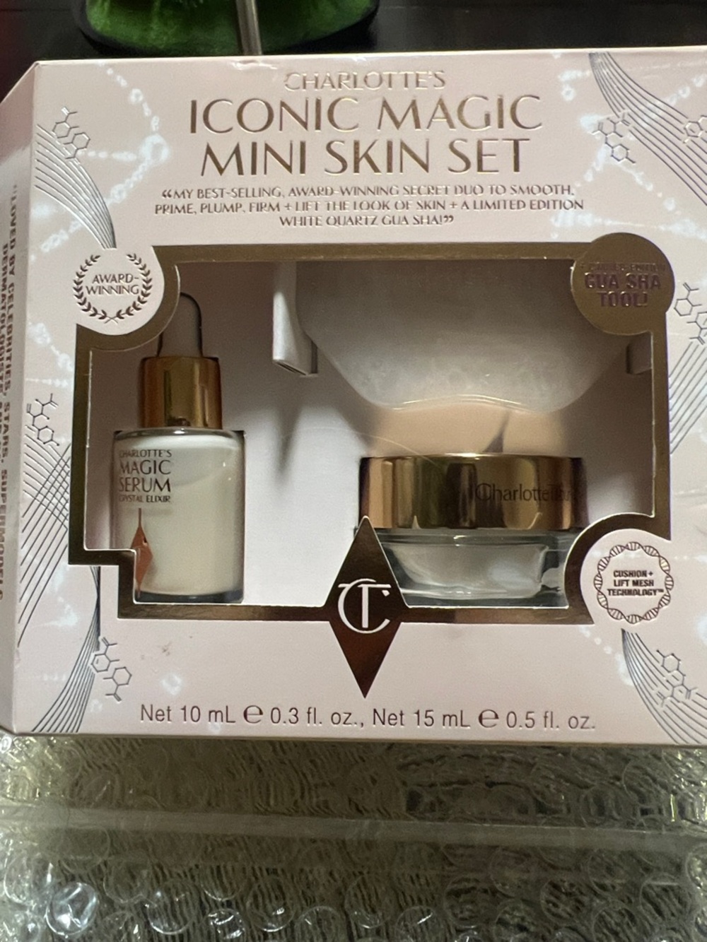 Charlotte Tilbury Iconic Magic Mini Skin Set - White, Gold